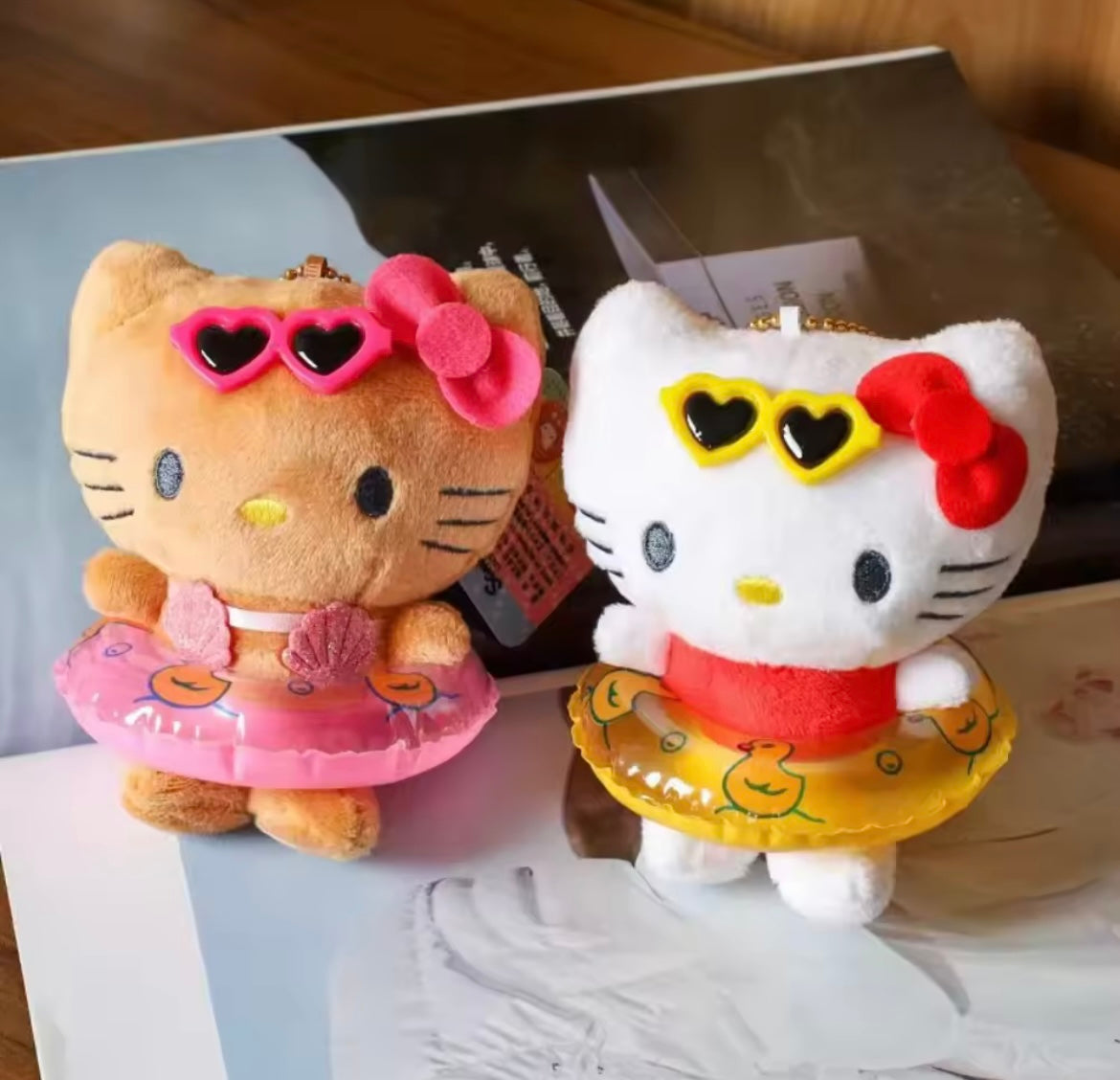 KAWAII PLUSH FLOAT KEYCHAIN